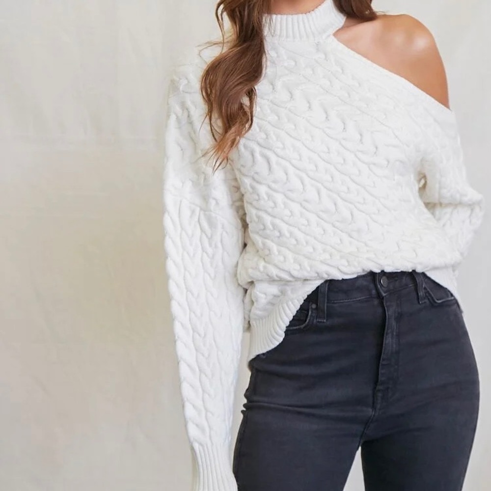 Forever 21: Open-Shoulder Cable Knit Sweater (M)